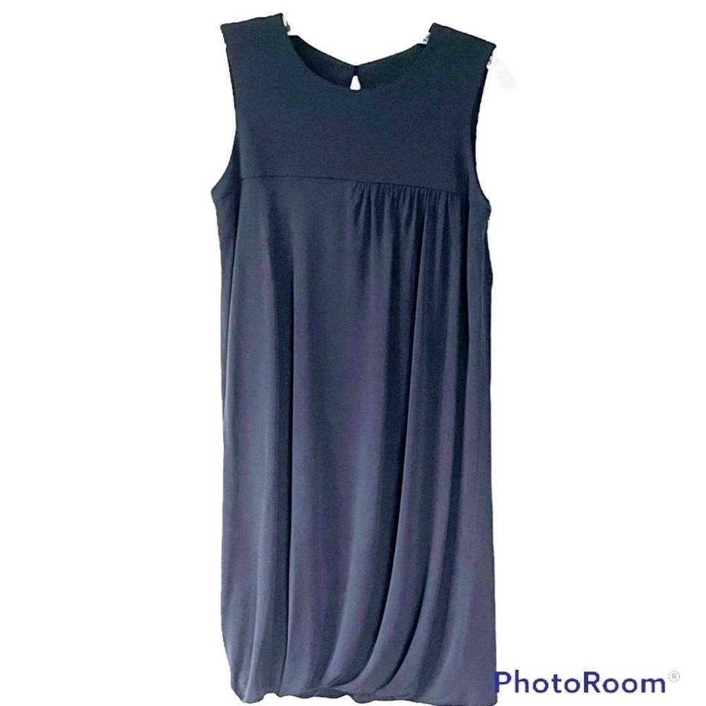 JAYGODFREY Navy blue sleeveless lightweight silky soft elegant pleated dress